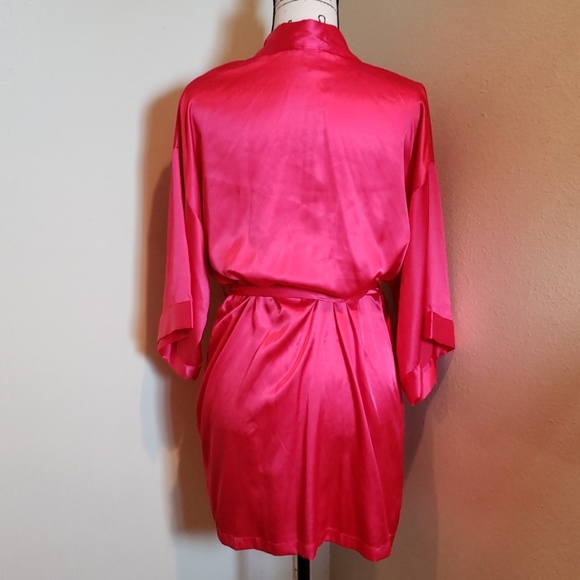 Victoria's Secret satin kimono - Picture 2 of 6